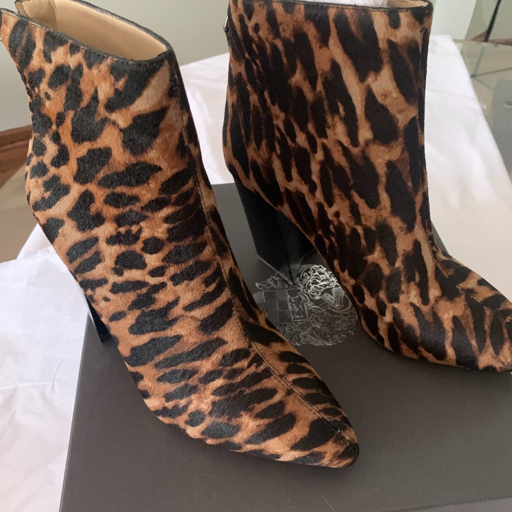 Vince Camuto